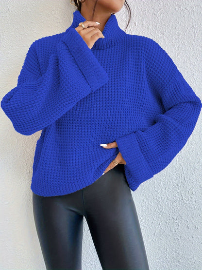 Pull gaufré col montant et épaules tombantes pour femme – Maille bleu vif