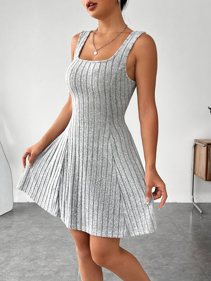 Ensemble 2 pièces côtelé pour femme – Top court à capuche et robe moulante